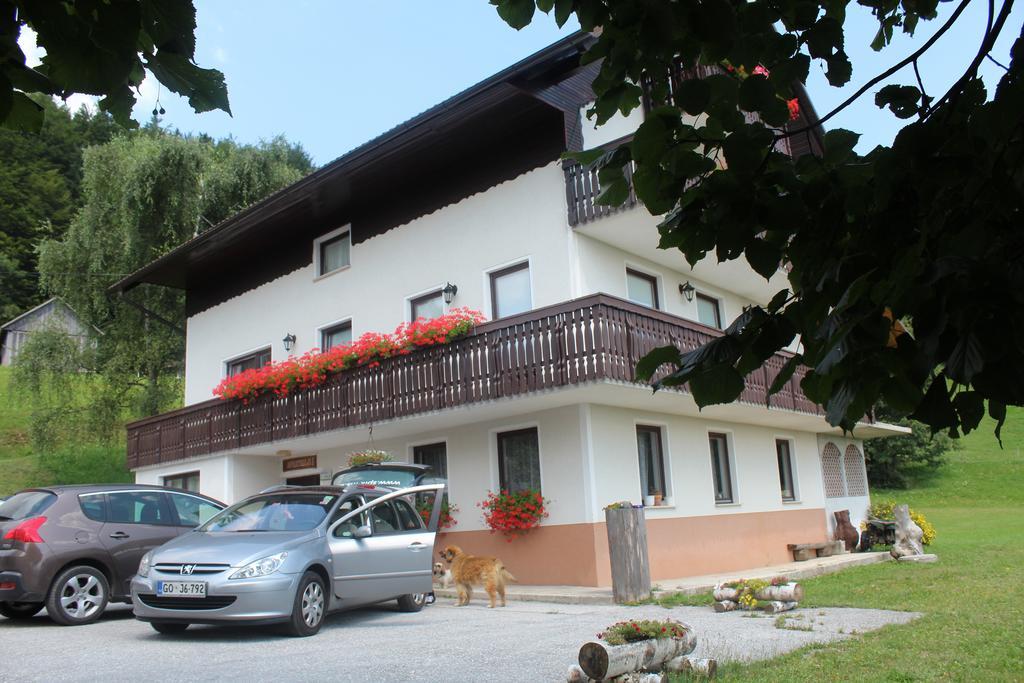 Domacija Za Robom Apartment Cerkno Exterior foto